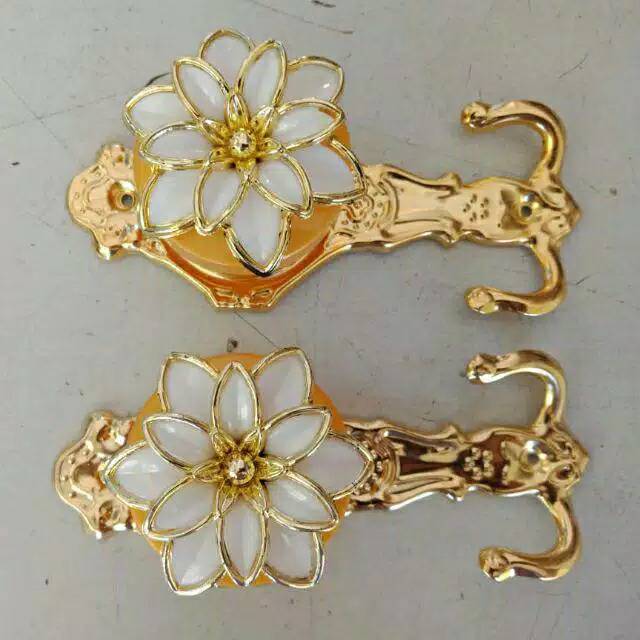 Hook besar
