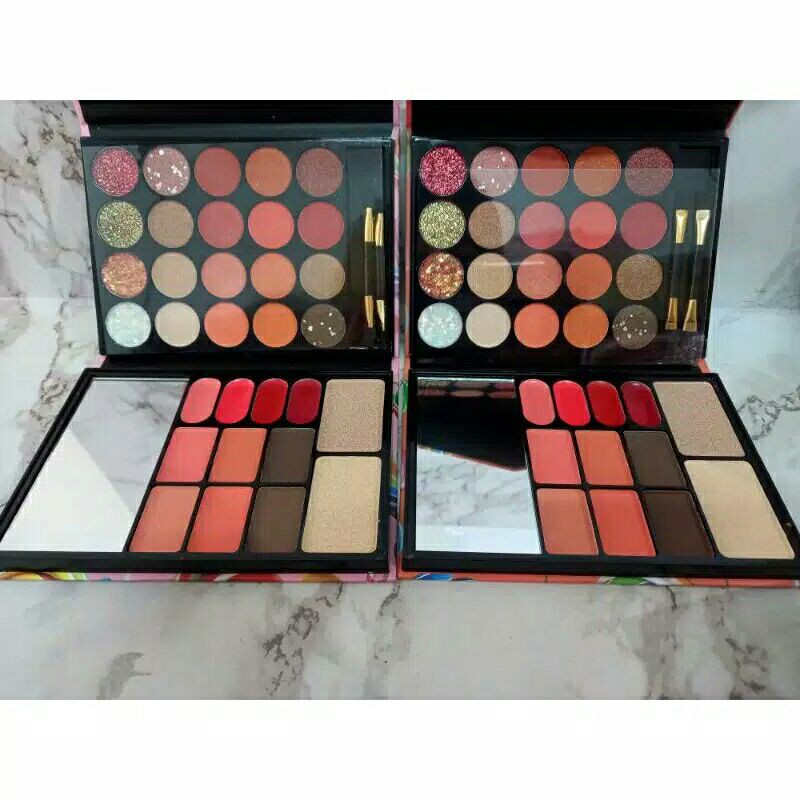 MAKE UP PALLET