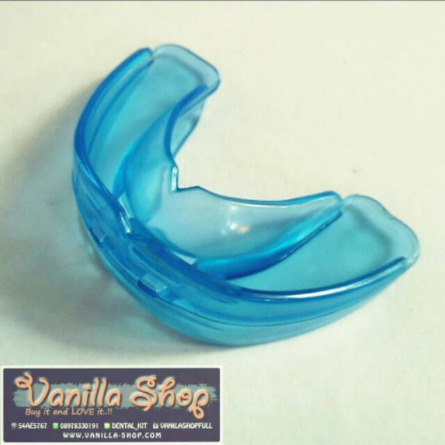 RETAINER