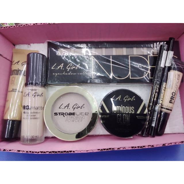 Paket la girl