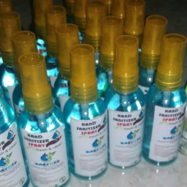 Spray hand sanitizer