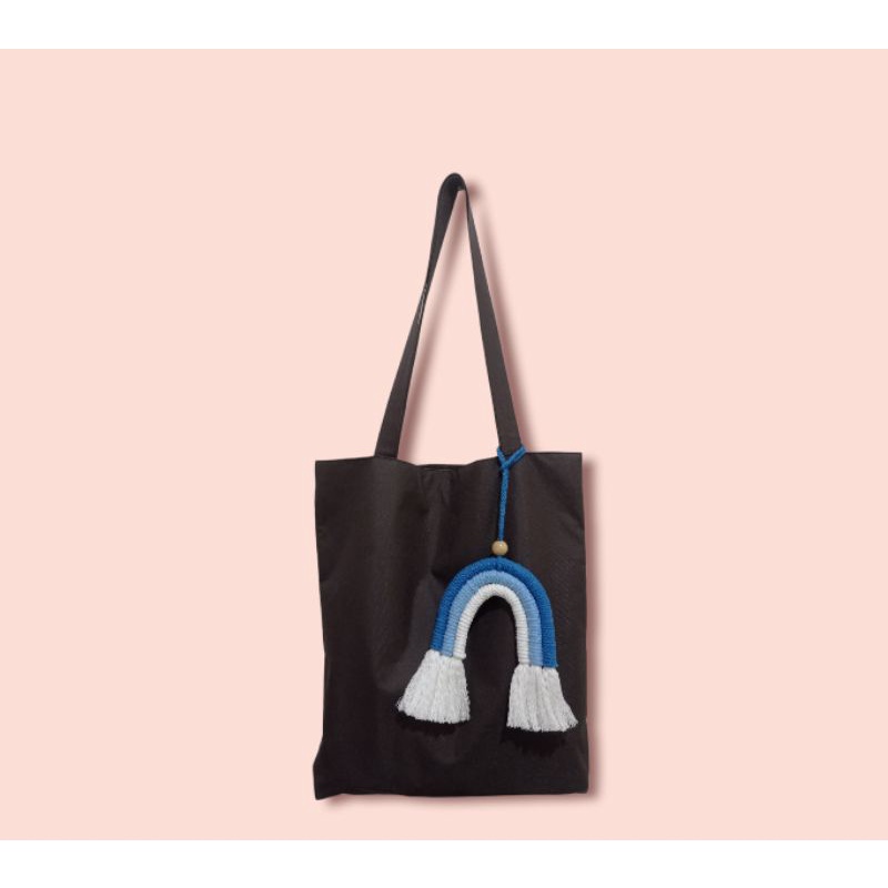 Totebag Gantungan Rainbow Macrame