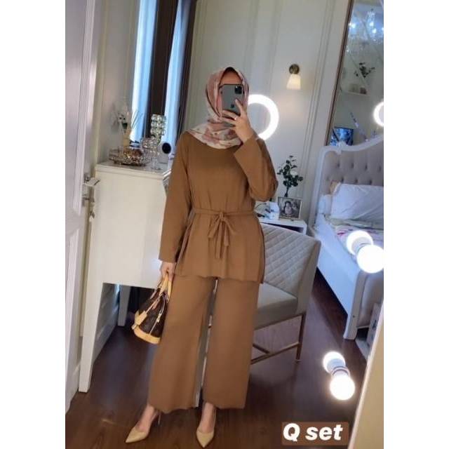 Q Set By Kittyshop