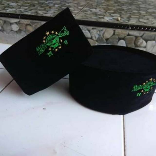 Peci NU