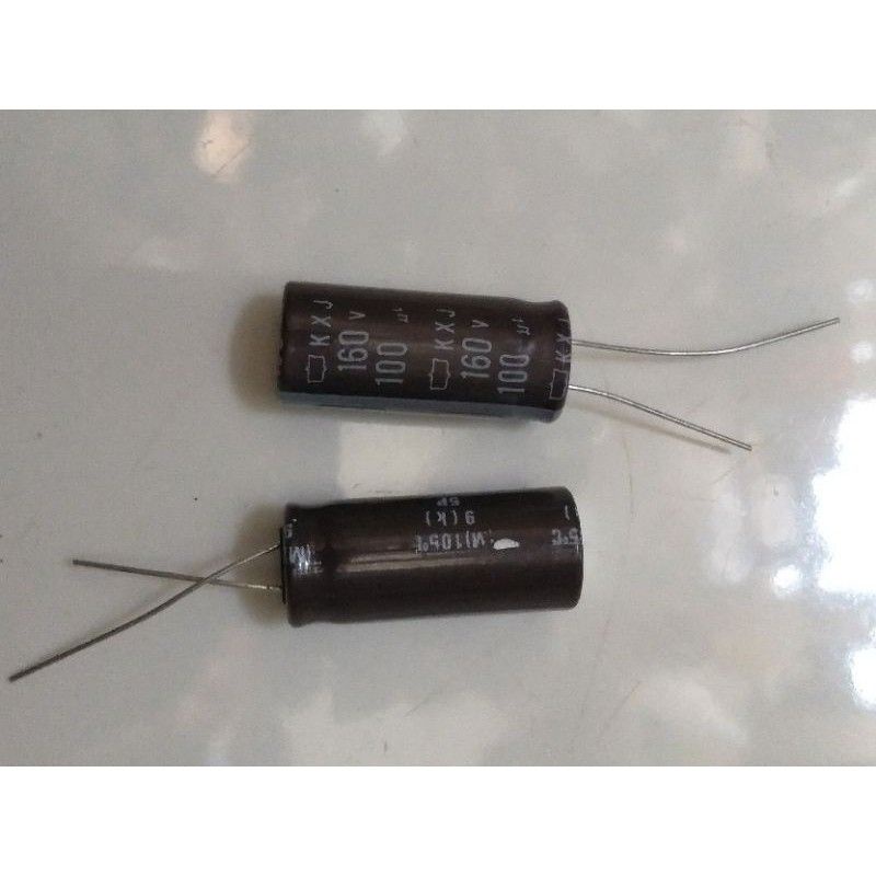 Elco 100uf / 160v