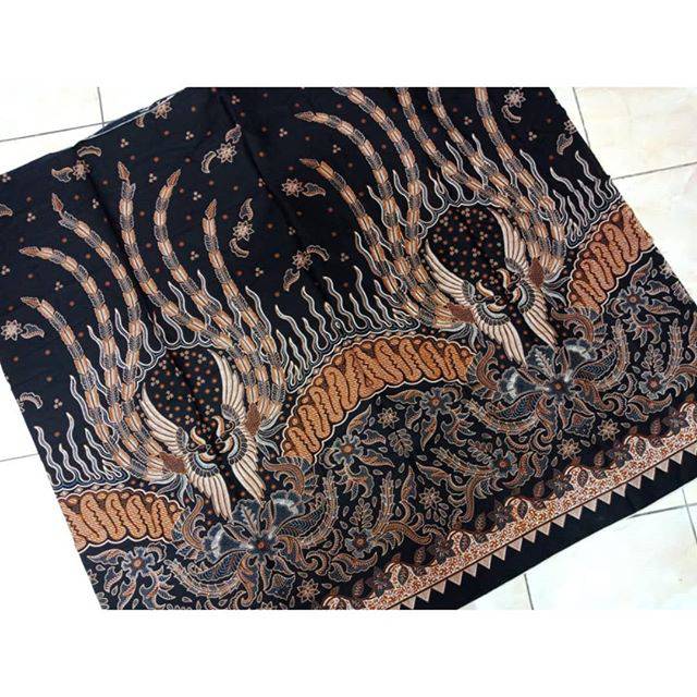 Batik gunung merak