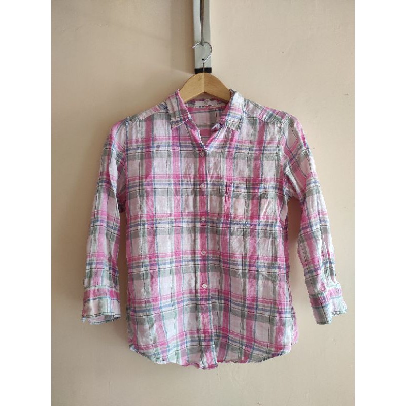 Kemeja Uniqlo
