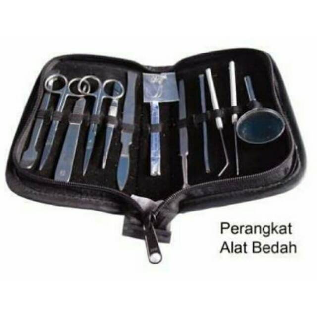 Peraga Pendidikan Alat bedah hewan