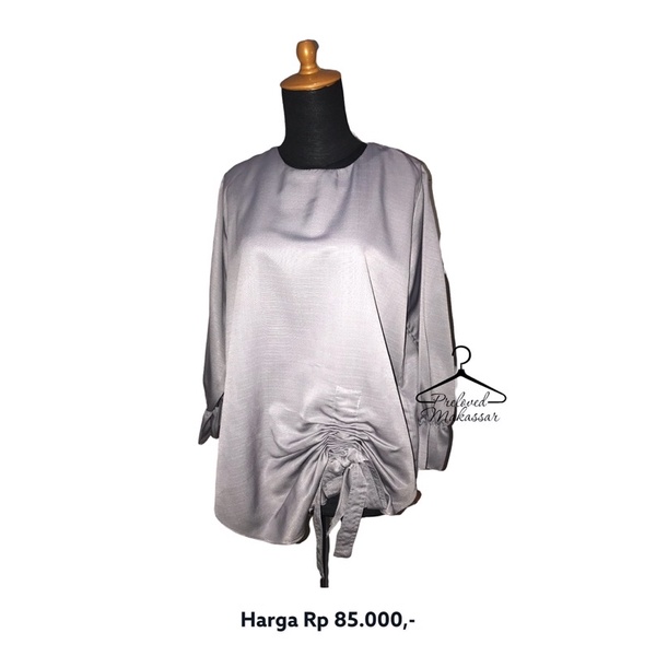 Blouse wanita abu