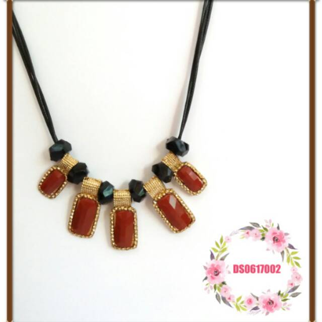 Kalung Red Stone