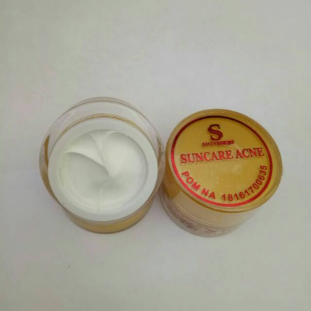 Suncare acne