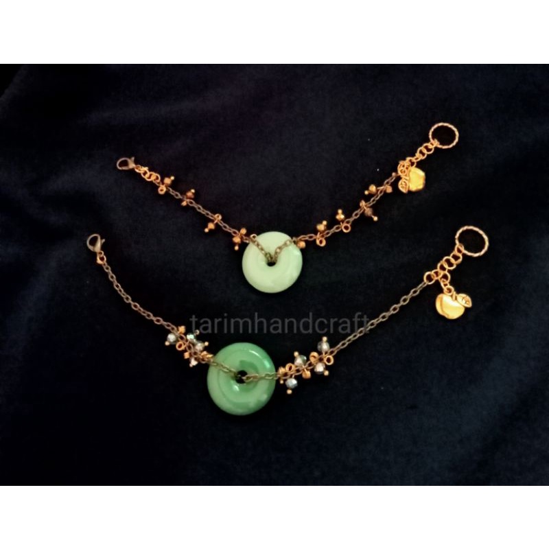 gelang giok