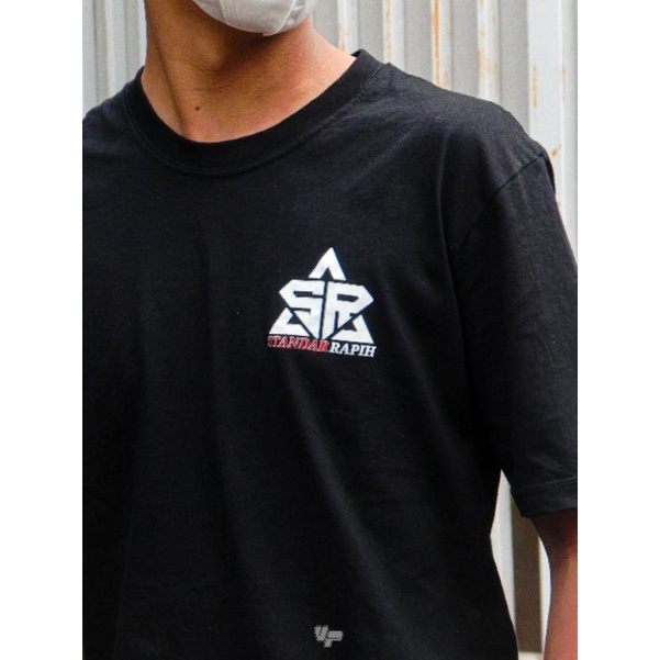 T-shirt standar rapih