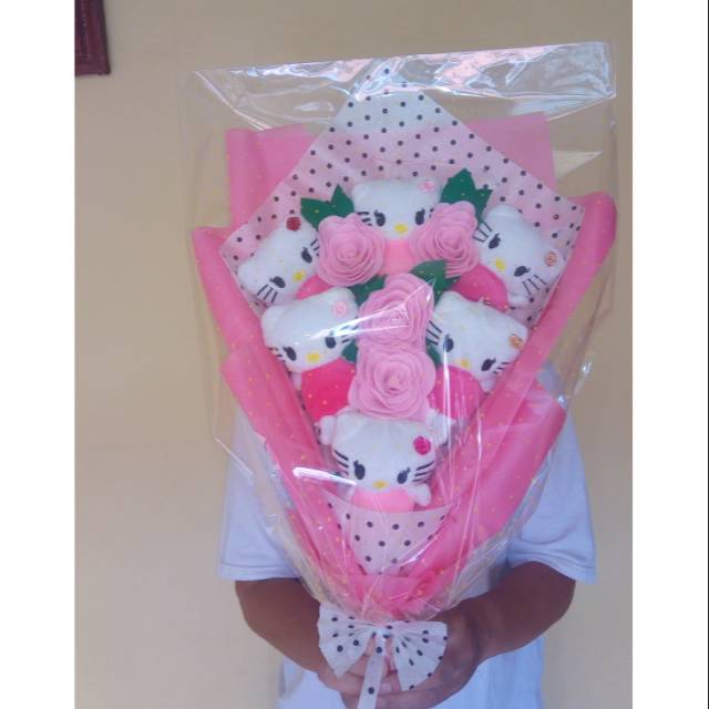Buket boneka hellokitty