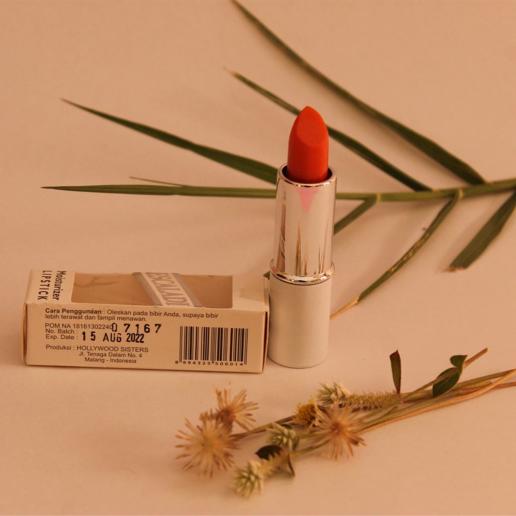 Escaladi  Moisturizer  Lipstick