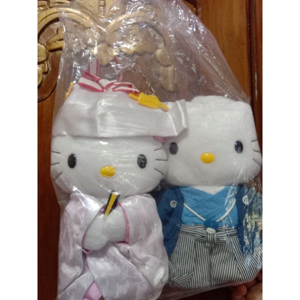 Boneka hello kitty