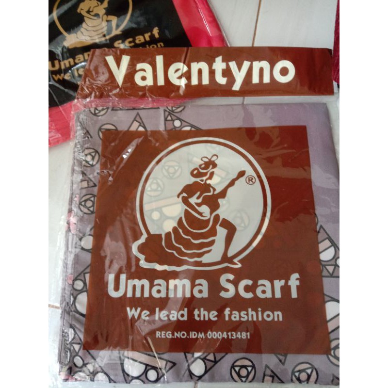 kerudung segi Empat