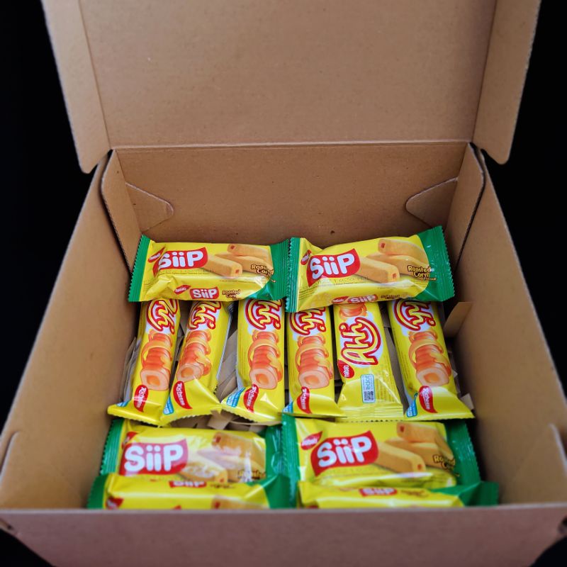 hampers boneka + snack