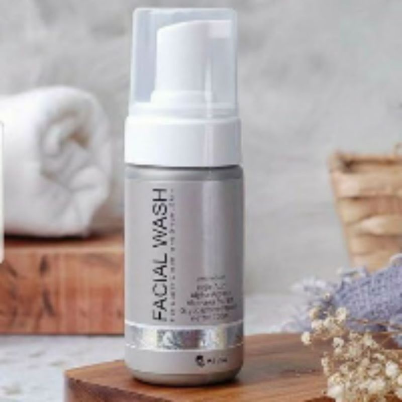 FACIAL WASH MS GLOW