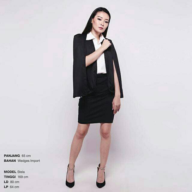 CAPE BLAZER