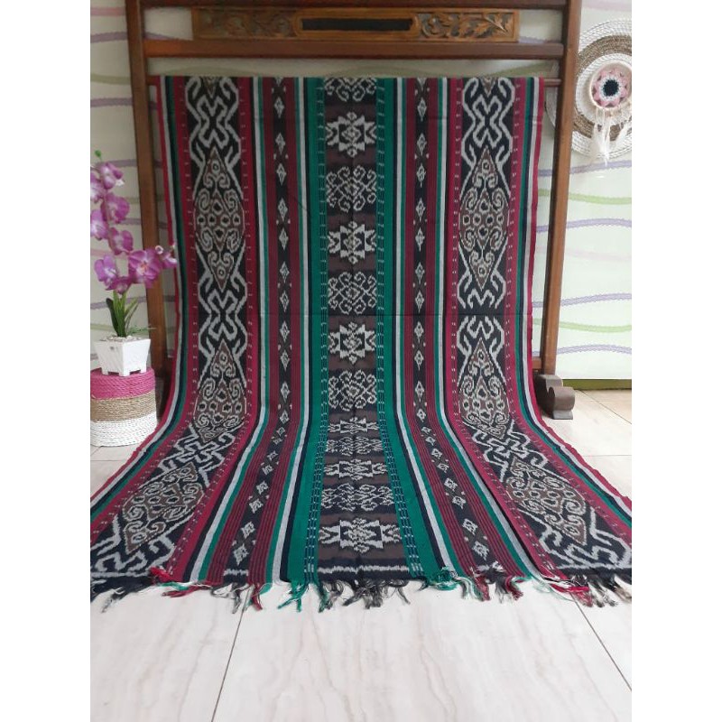KAIN TENUN BLANKET