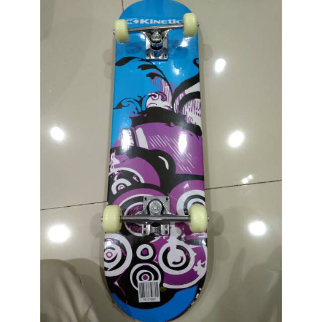 Skateboard