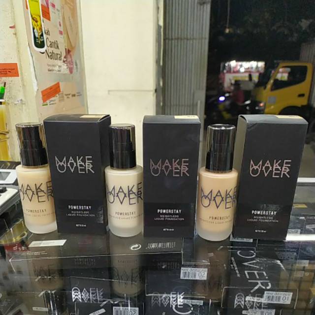 Make over power stay weightless liquid foundation