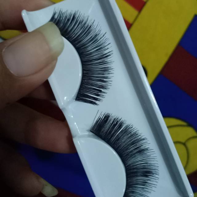 Bulumata palsu tebal