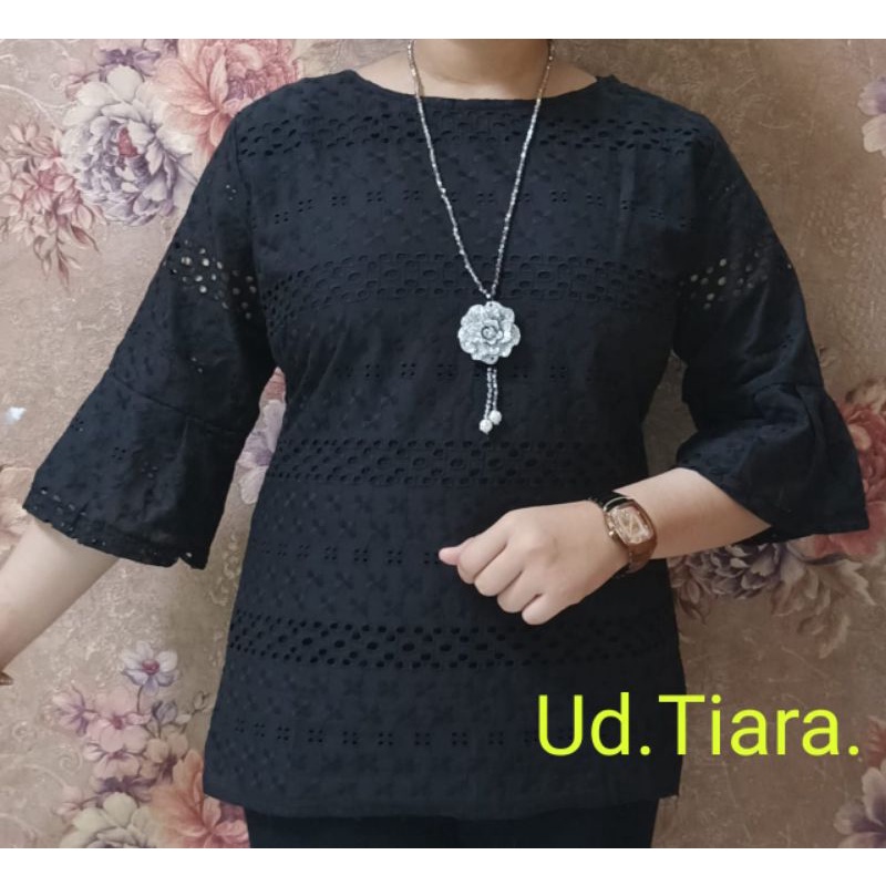 Blouse Katun Bolong