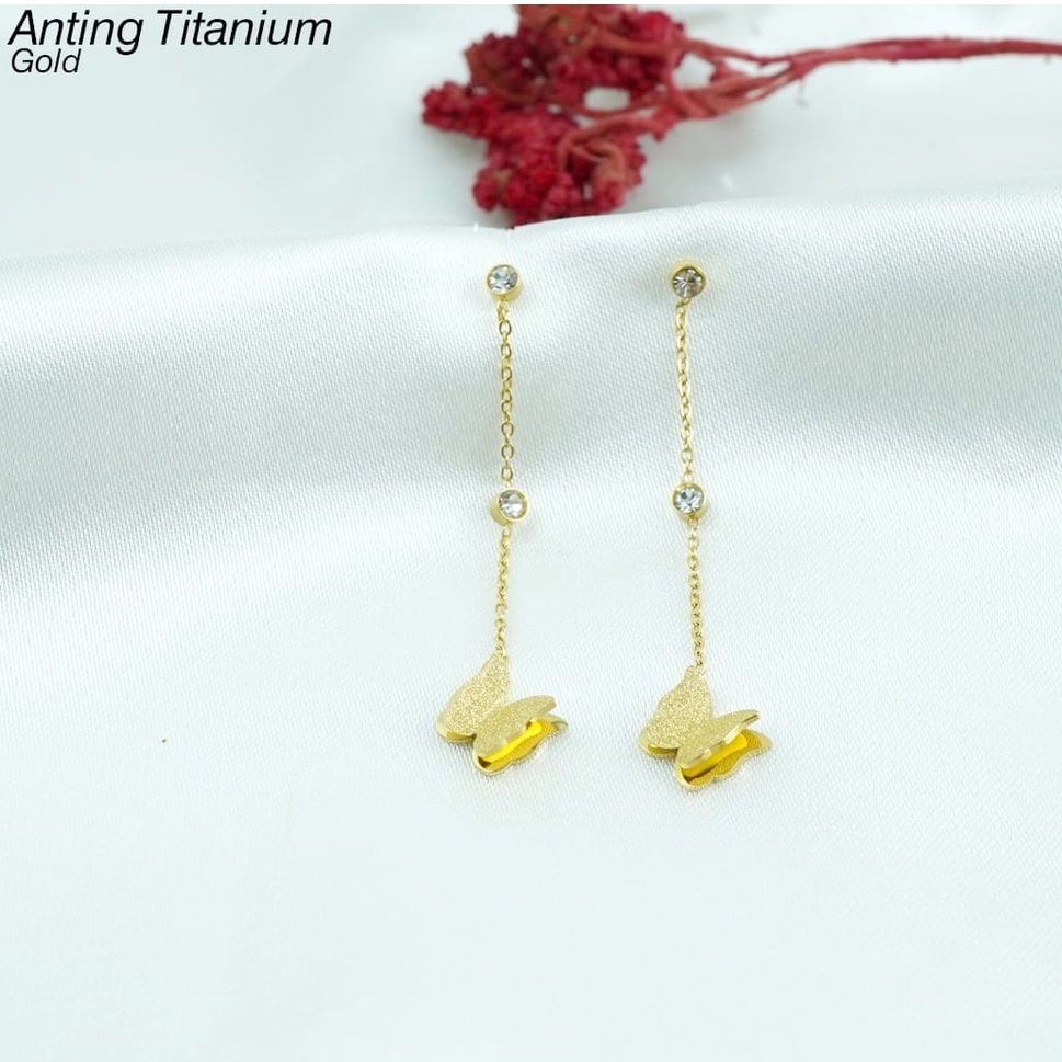Anting Titanium Kupu-Kupu Gold