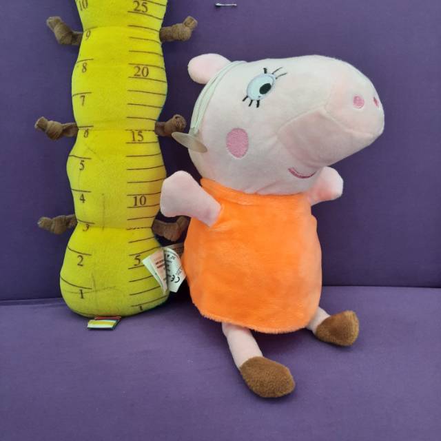 Boneka gantungan kaca pepapik