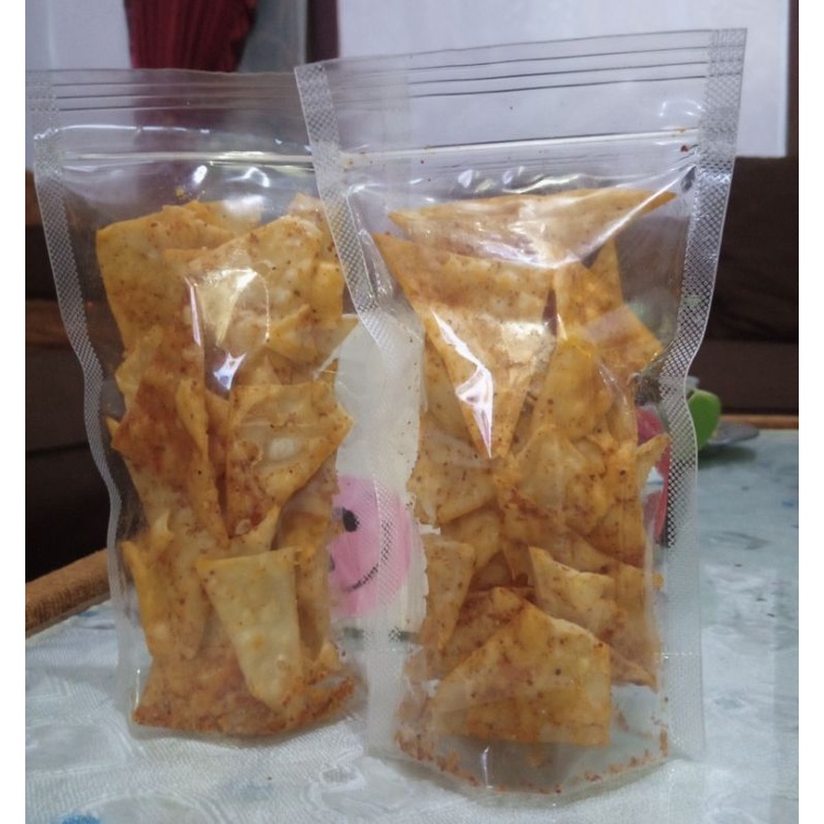 kripik pangsit pedas