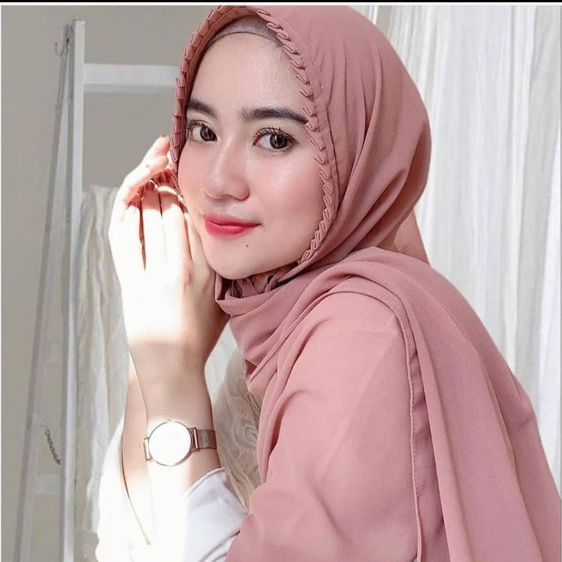 Hijab Pasmina lipit