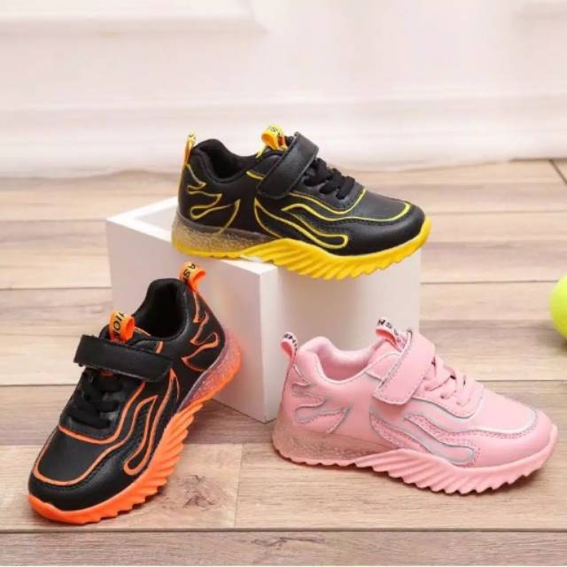SEPATU ANAK LED