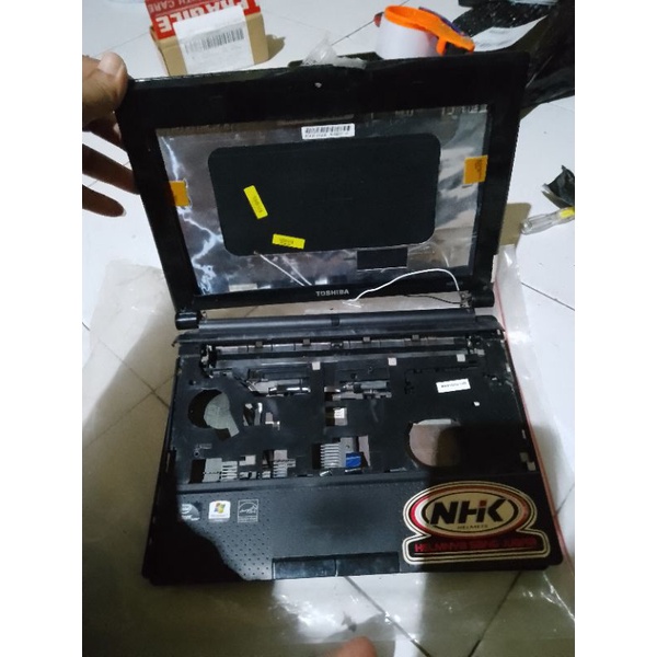 Casing TOSHIBA NB505 dan engsel