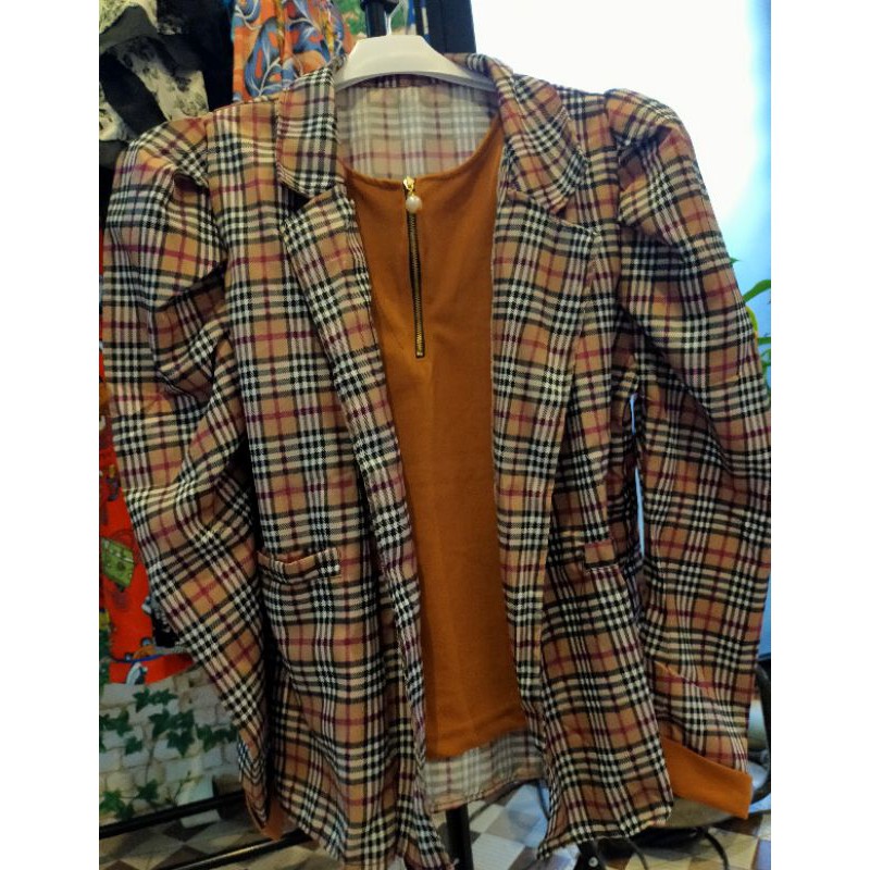 Atasan Burberry
