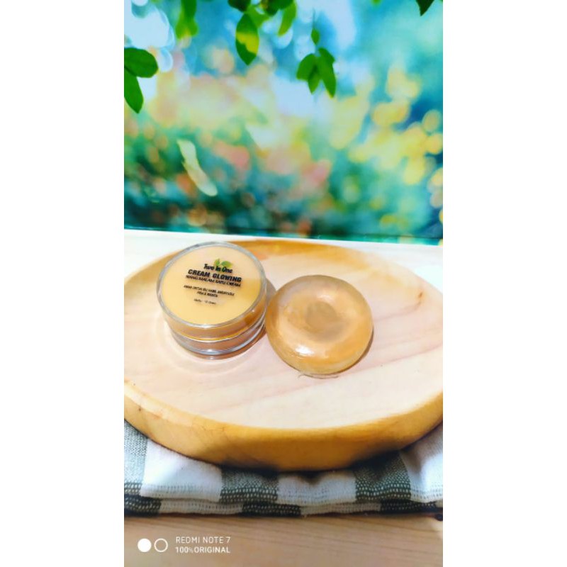 cream glowing natural