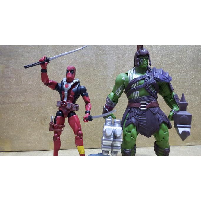!!!!!!] figure hulk gladiator ragnarok vs deadpool