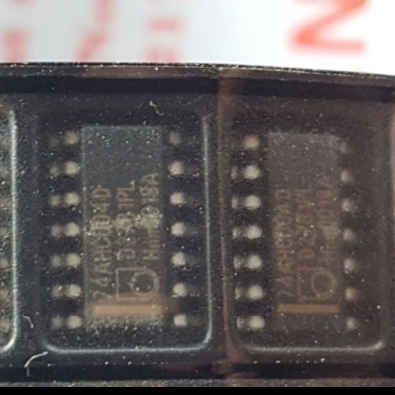 74AHCU04D