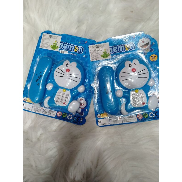 Mainan handphone Doraemon
