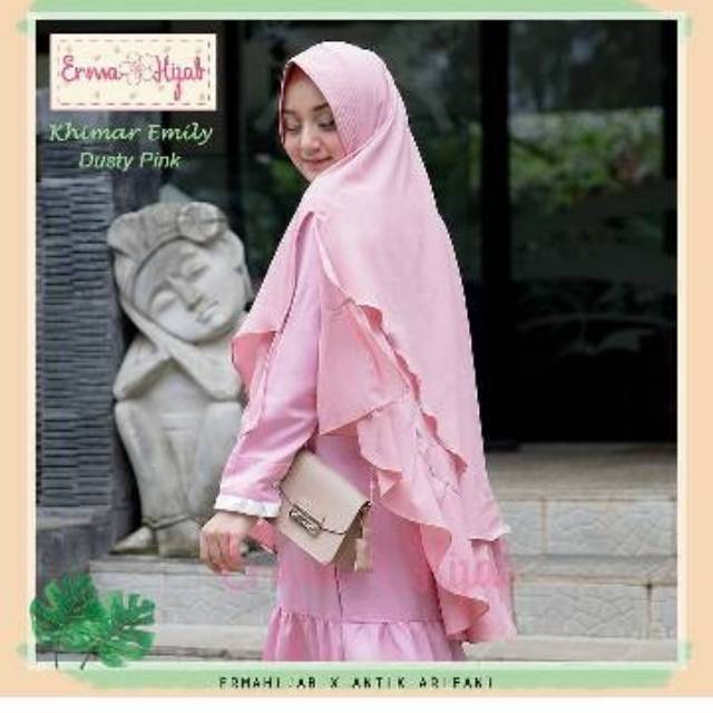 Emily khimar