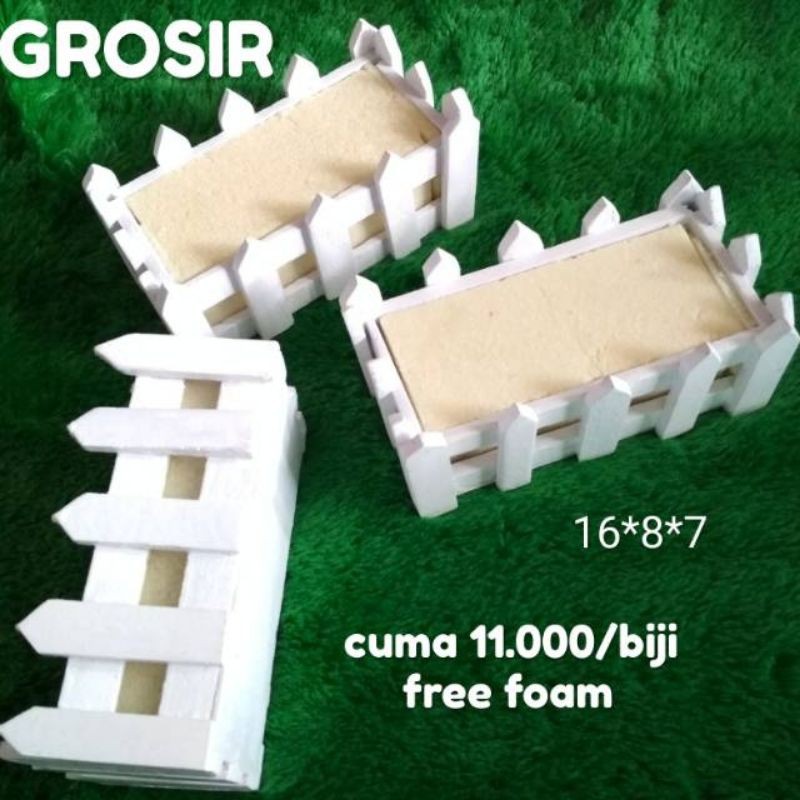Vas Bunga Pagar 12 biji