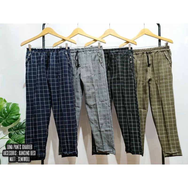 Celana kotak murah
