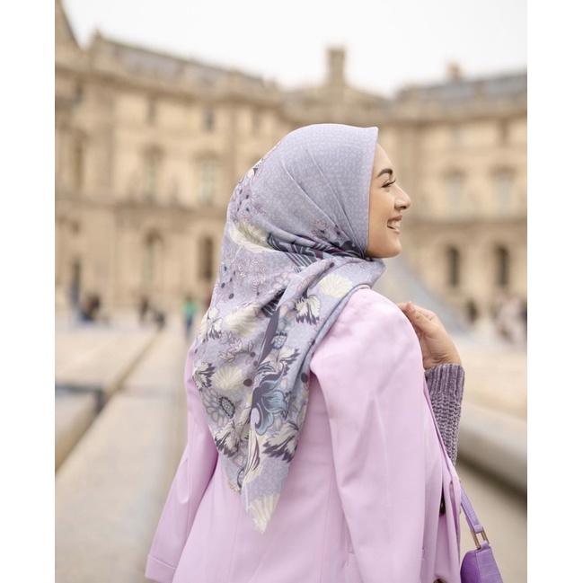 Helena Scarf Heaven Lights