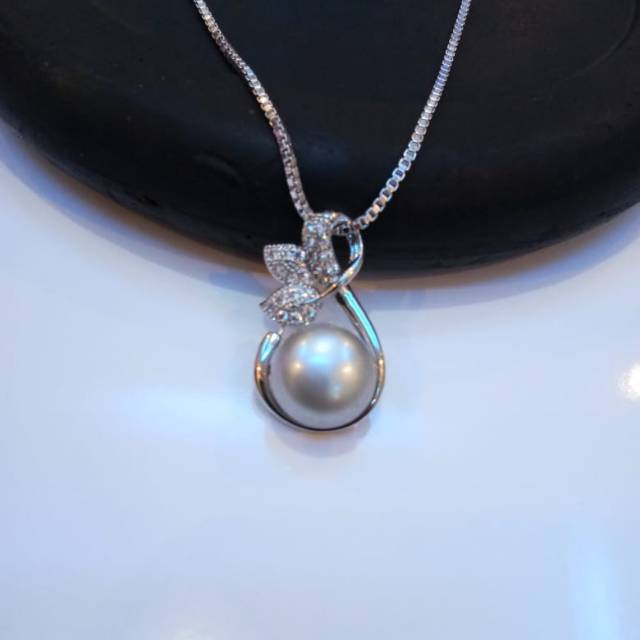 Kalung mutiara lombok
