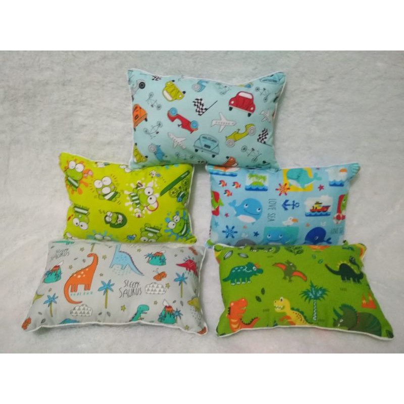 bantal bayi