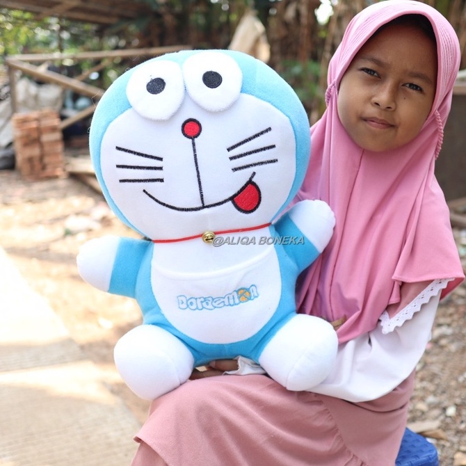 boneka doraemon XL  TERMURAH BISA COD