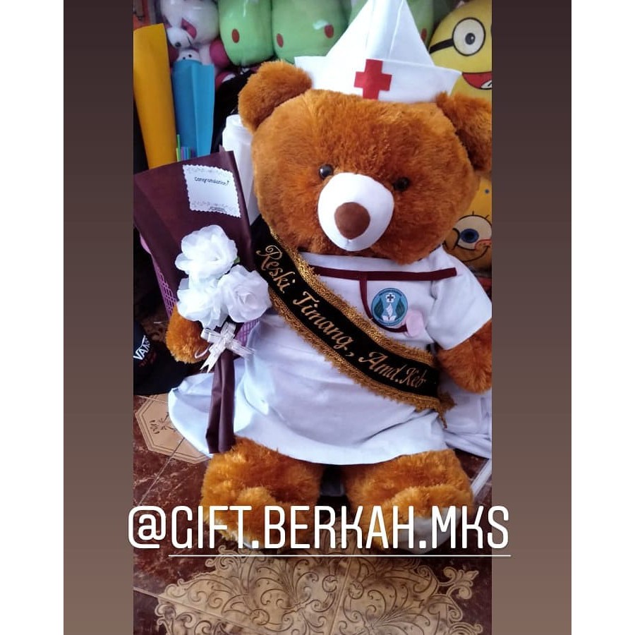 Boneka Wisuda 41