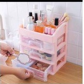 rak kosmetik pink