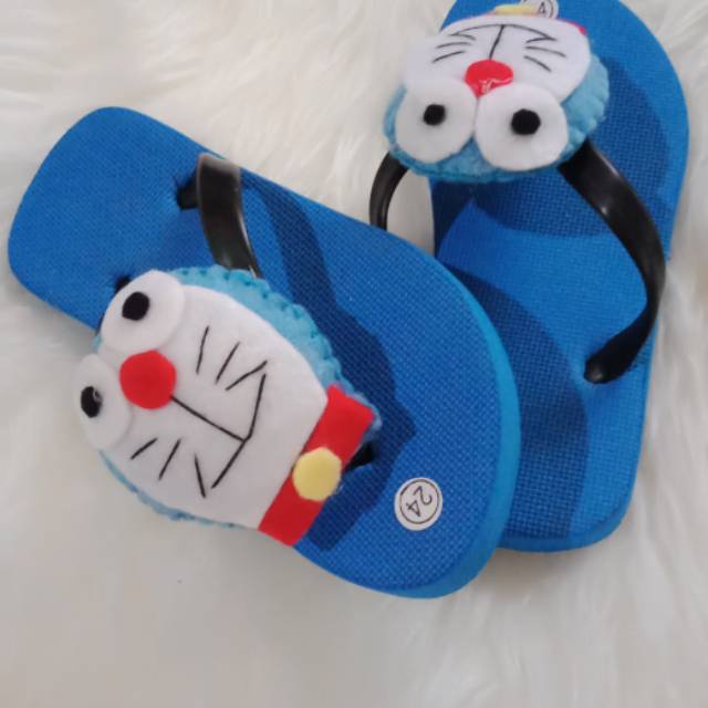 sandal anak doraemon
